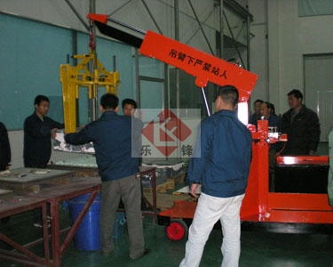 SDC-1000全電動(dòng)液壓吊車(chē)